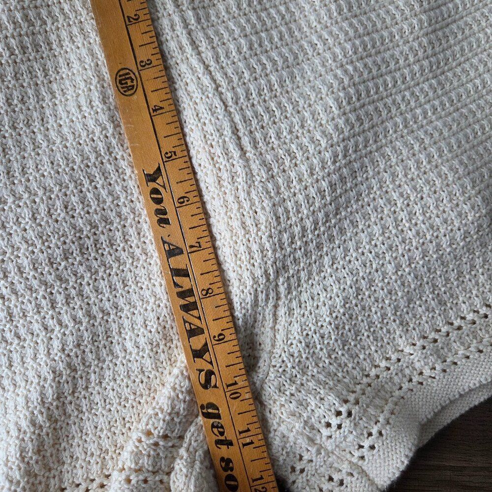 NEVER WORN UNIVERSAL THREAD CREAM HALTER NECK CRO… - image 16